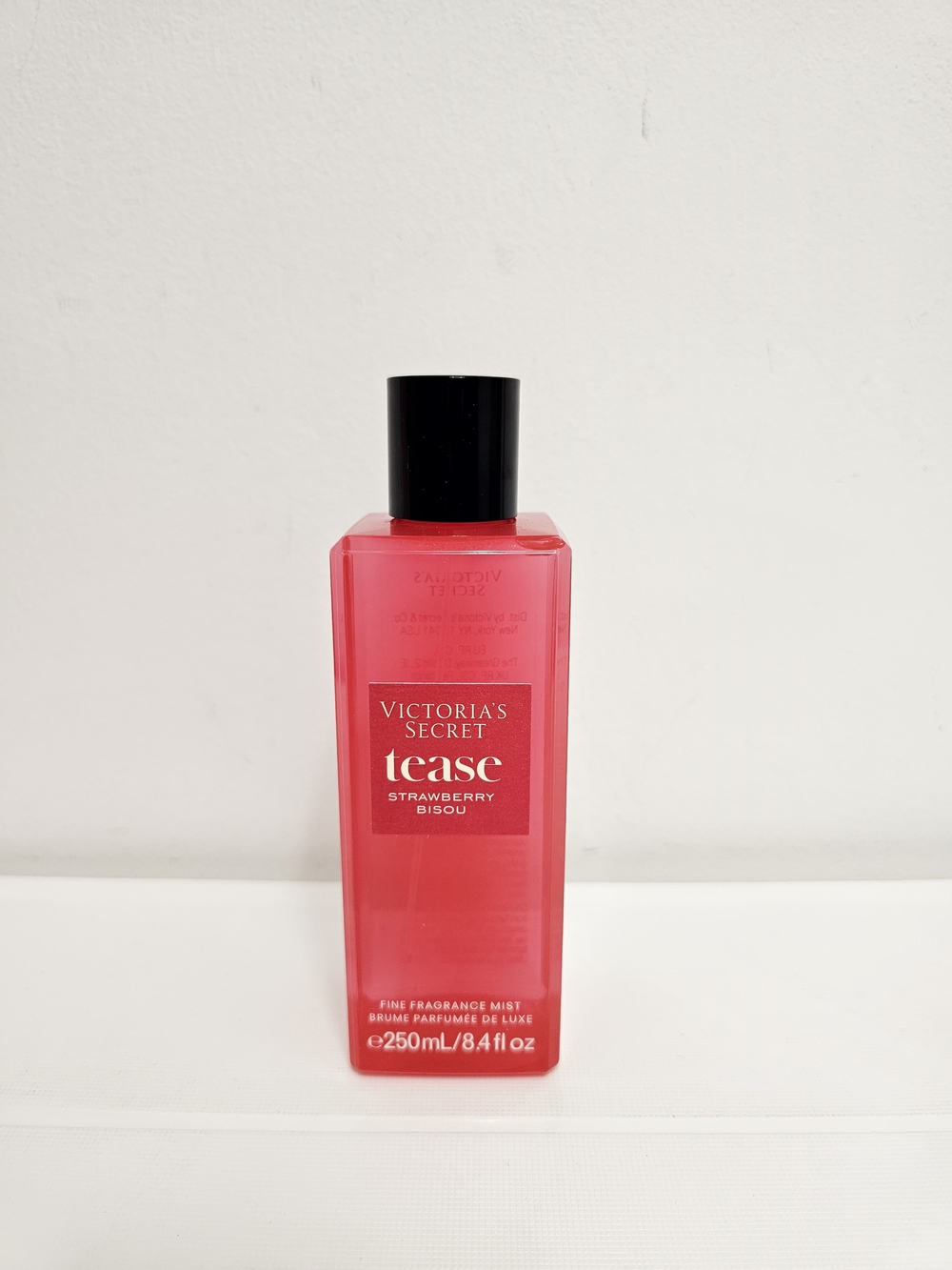 Victoria's Secret Tease Strawberry Bisou Fine Fragrance Mist